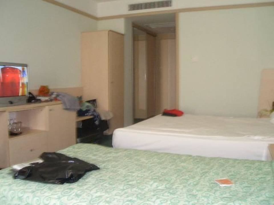 Doppelzimmer + Zustellbett VONRESORT Golden Coast