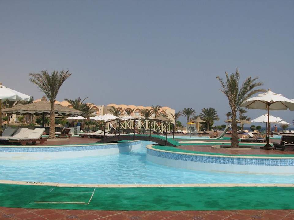 Basen Three Corners Sea Beach Resort