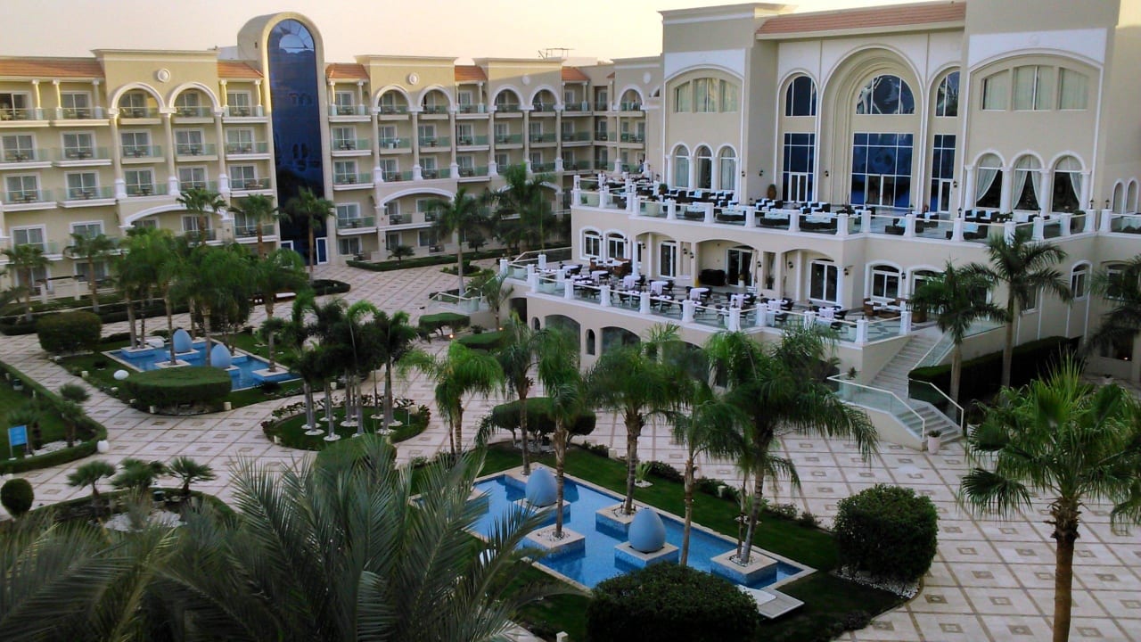 Blick Richtung Restaurants Premier Le Reve Hotel & Spa