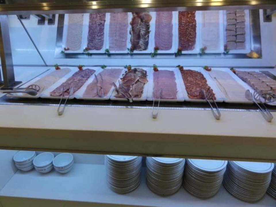 Frühstücksbuffet Iberostar Waves Bouganville Playa