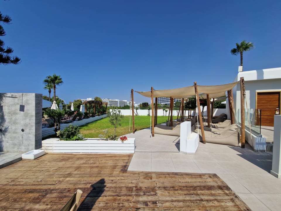 Gartenanlage Napa Mermaid Hotel & Suites