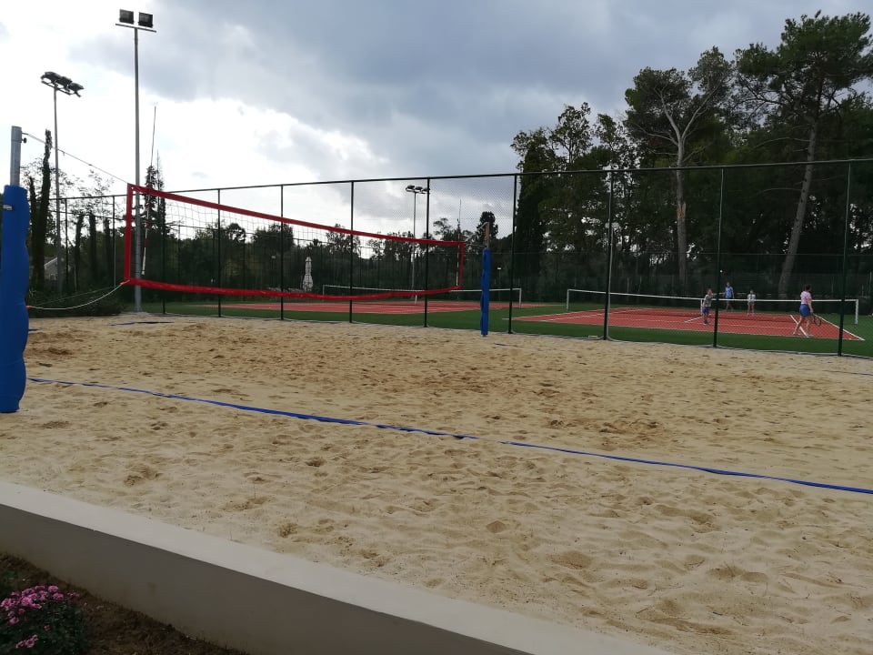 Sport & Freizeit Ikos Dassia