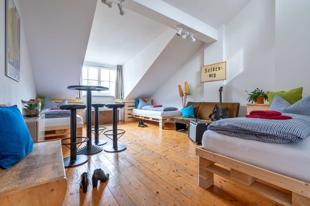 Zimmer S14 – Rooms & Apartments Innsbruck