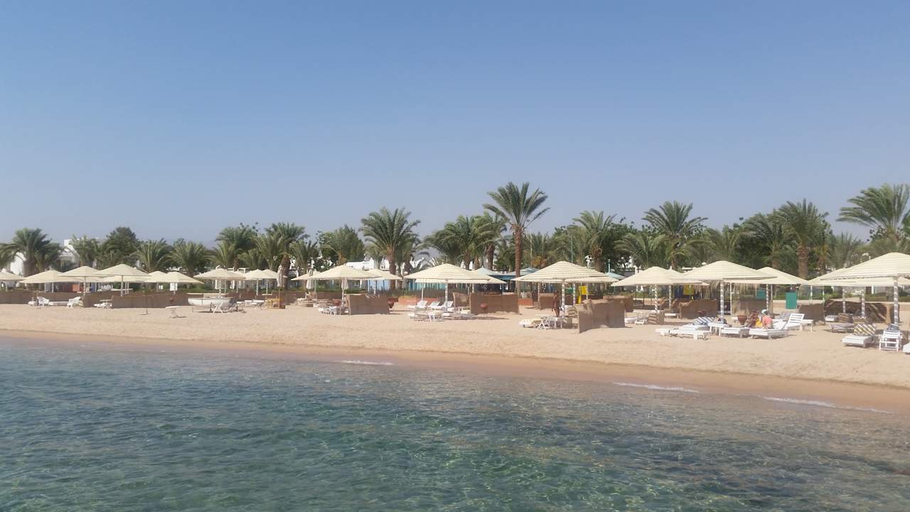 Strand Menaville Safaga