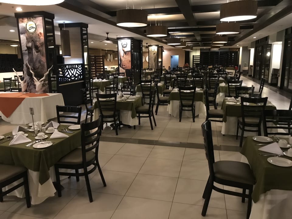 Gastro Mount Meru Hotel