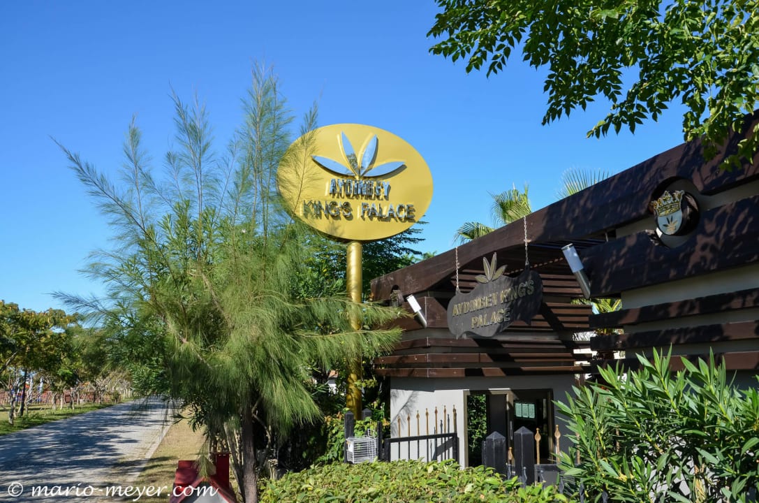 Zugang vom Strand  Aydinbey Kings Palace & Spa