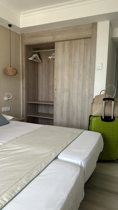 Zimmer Ona Palmira Paguera