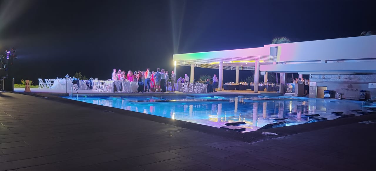 Pool Hotel Riu Palace Costa Mujeres