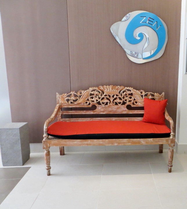 Deko in der Lobby Aquagrand Artistic Luxury Beach Resort - Adults only