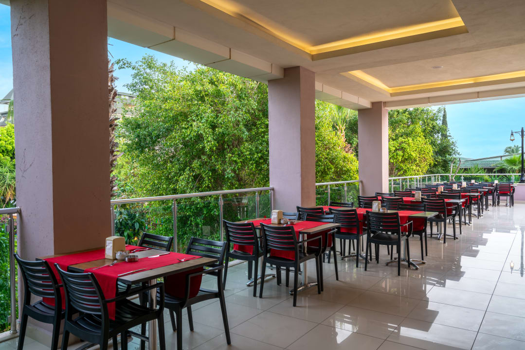 Gastro Telatiye Resort