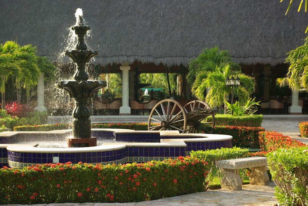 Gorgeous part 2 Grand Palladium Select White Sand Resort & Spa