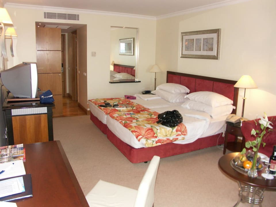 Ein großes Zimmer Pestana Grand Ocean Resort