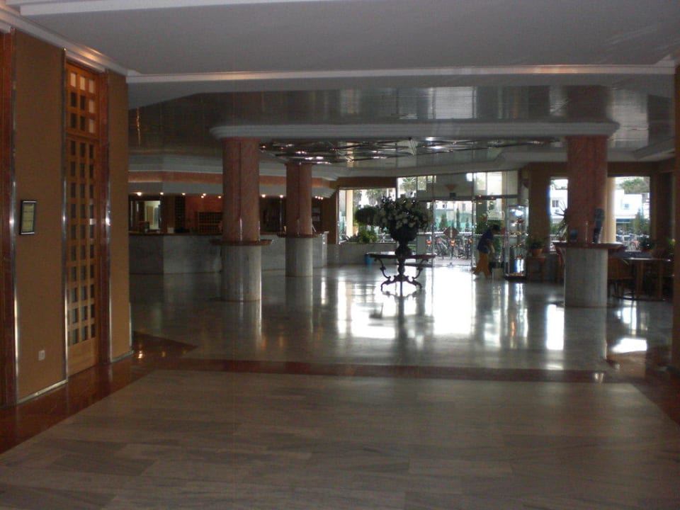Lobby Hotel Mariant Park