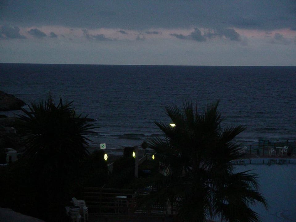vor dem hotel Hotel Cala Font