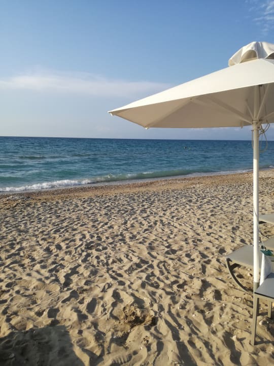 Strand Vissalo by Acharavi Beach