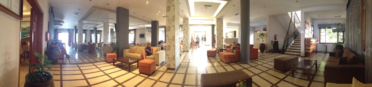 Lobby Acharavi Beach Hotel
