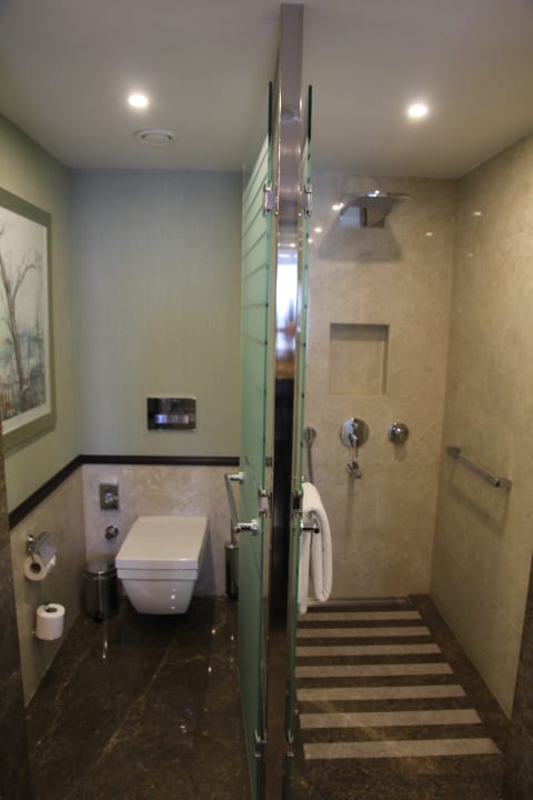 Business Room Radisson Blu Hotel Istanbul Sisli