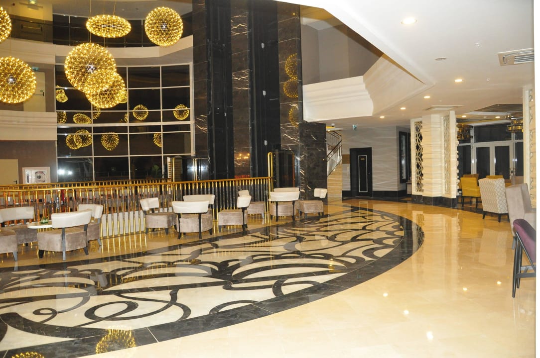 Lobby LRS Port River Hotel & Spa