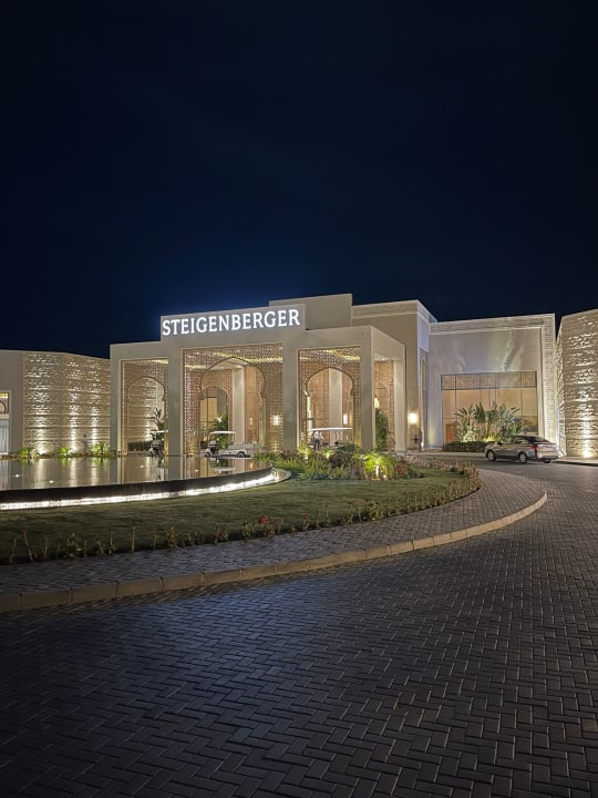 Außenansicht Steigenberger Resort Ras Soma