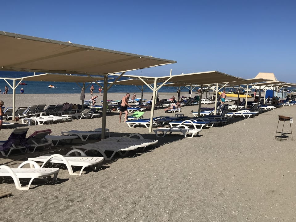 Strand Club Turtas Beach Hotel