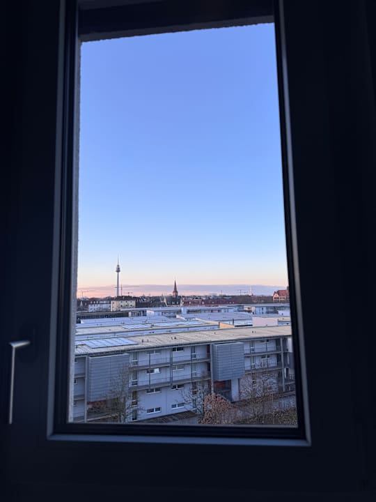 Ausblick Holiday Inn - the niu Leo Nürnberg