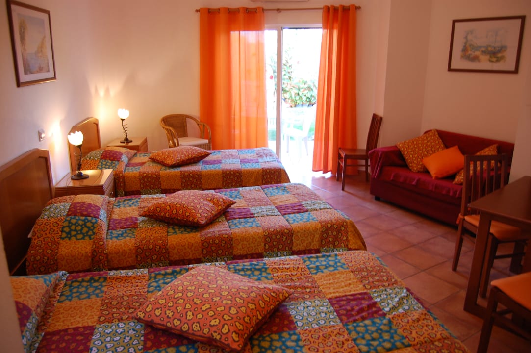 Zimmer Apartments Canavial I & II