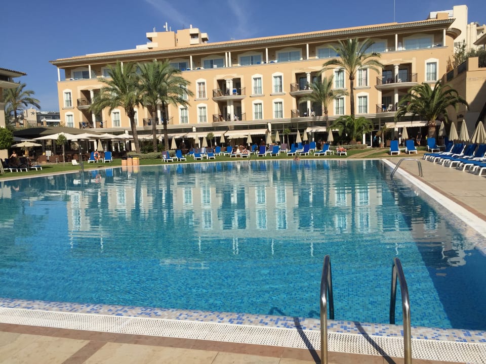 Pool Grupotel Playa de Palma Suites & Spa