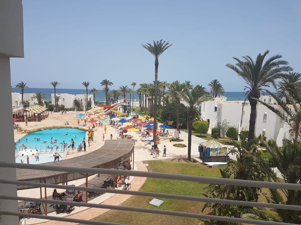 Pool Ruspina Beach Resort