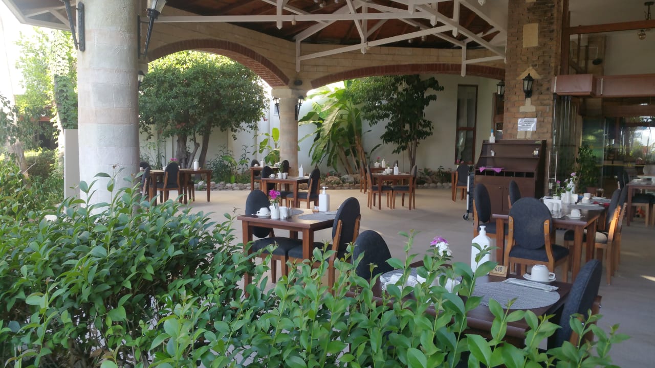 Gastro Hotel Defne Garden