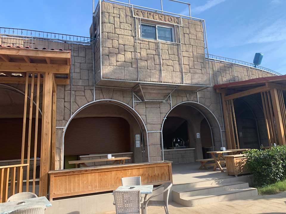 Pool Saturn Palace Resort Hotel