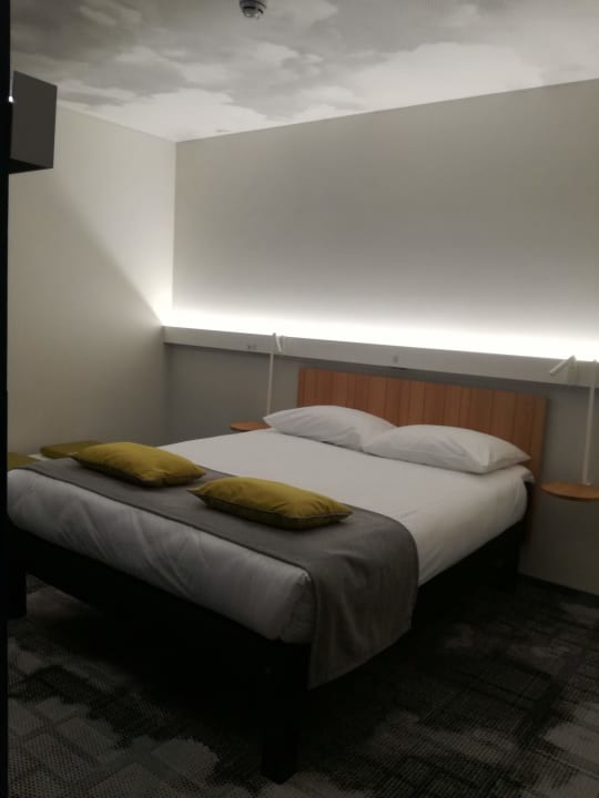 Zimmer ibis Tallinn Center