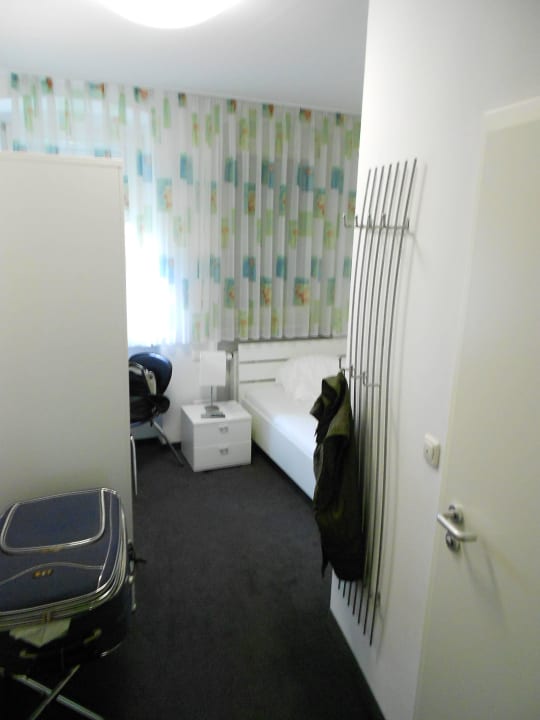 Kleiner Ausschnitt des Einzelzimmers Hotel Am Blumenhaus