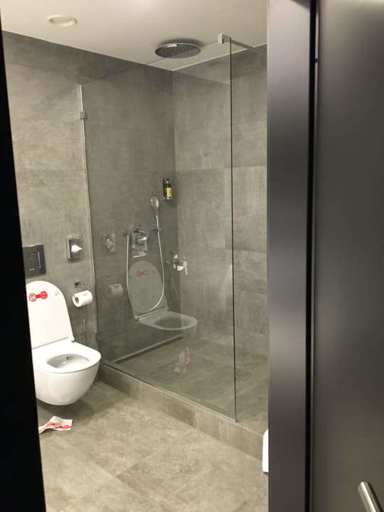 Zimmer Dancing House Hotel