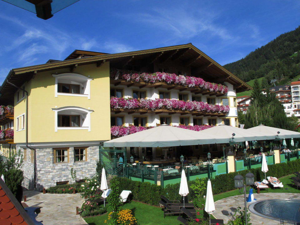 Hotel mit Terrasse Hotel Berghof | St. Johann in Salzburg