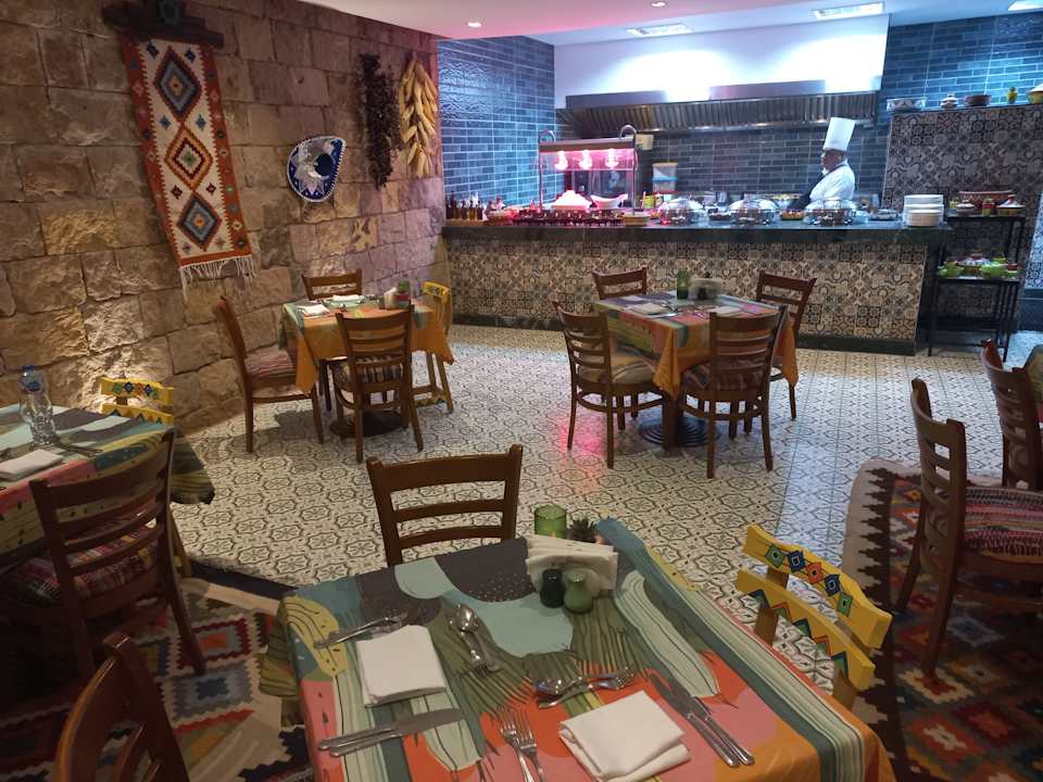 Gastro Fort Arabesque Resort, Spa & Villas