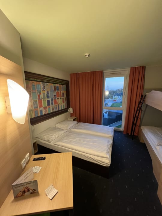 Zimmer B&B Hotel Lübeck