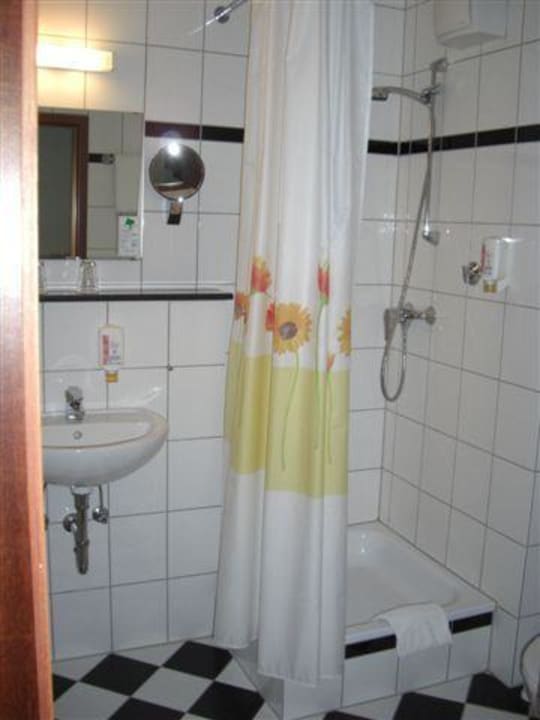 Unser Badezimmer acora Düsseldorf Living the City