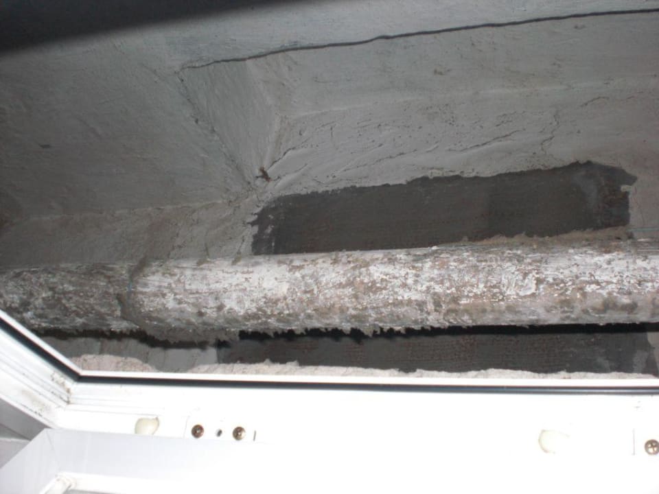 Unser Badfenster Hotel Luxor