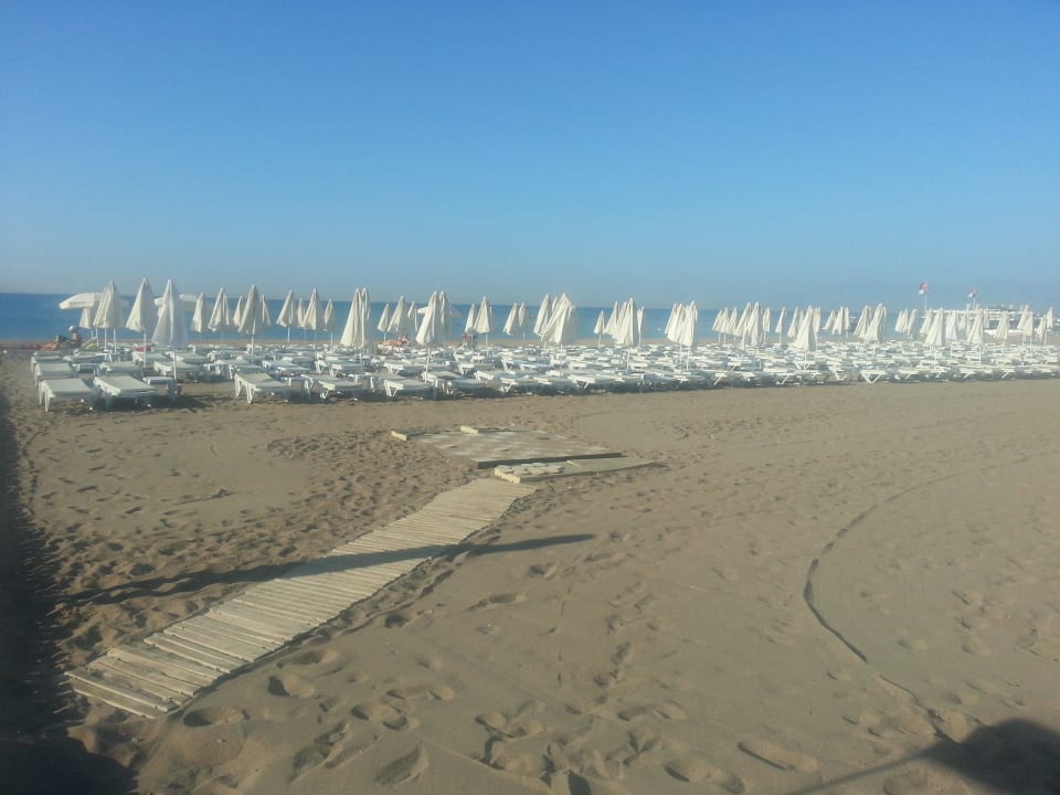 Ungefähr 300 Liegen aber nicht genug Auflegen Grand Park Lara Hotel