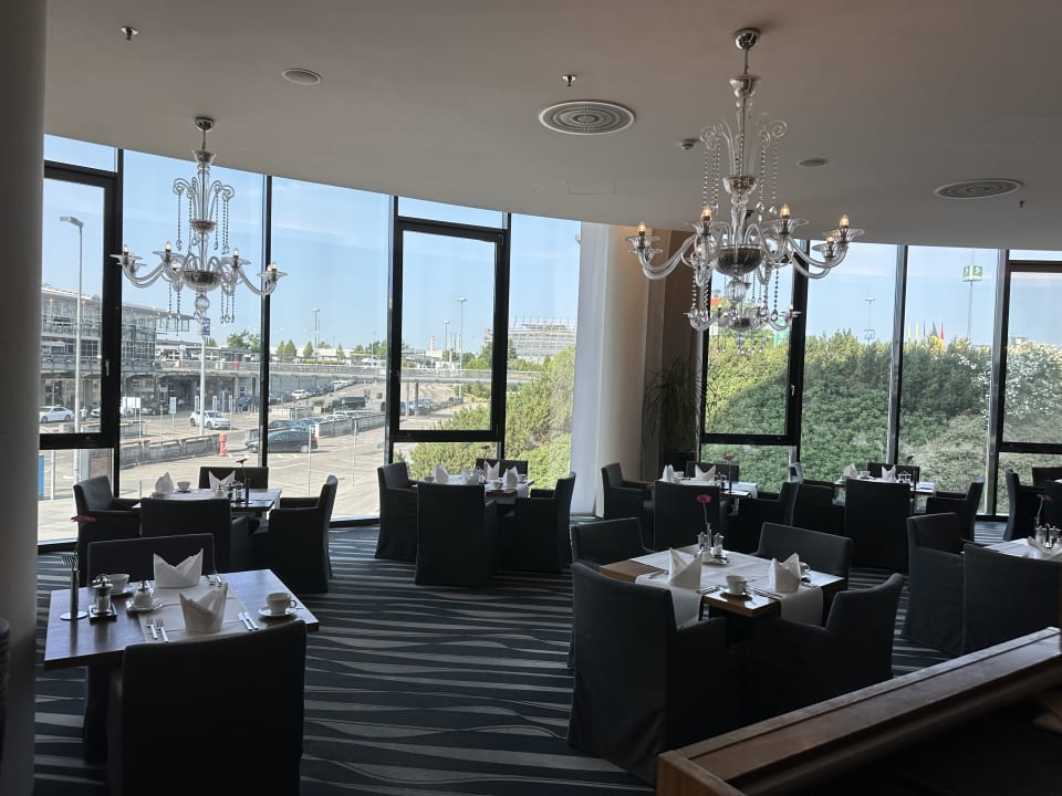 Gastro Mövenpick Hotel Stuttgart Airport