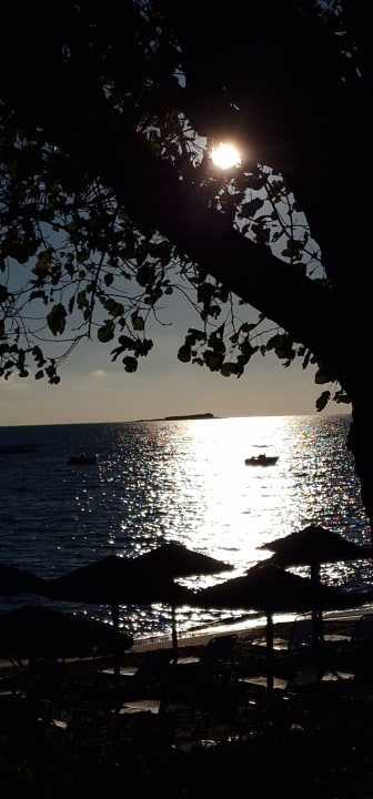 Strand Sandy Beach Resort