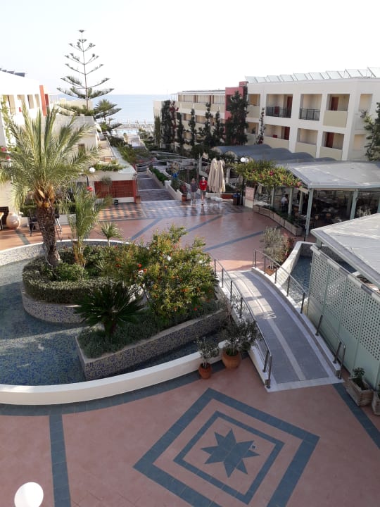 Ausblick Hydramis Palace Beach Resort