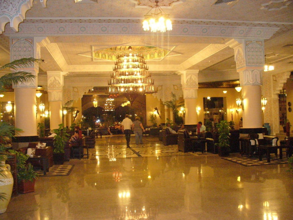 Lobby bei Nacht Pickalbatros Palace Resort