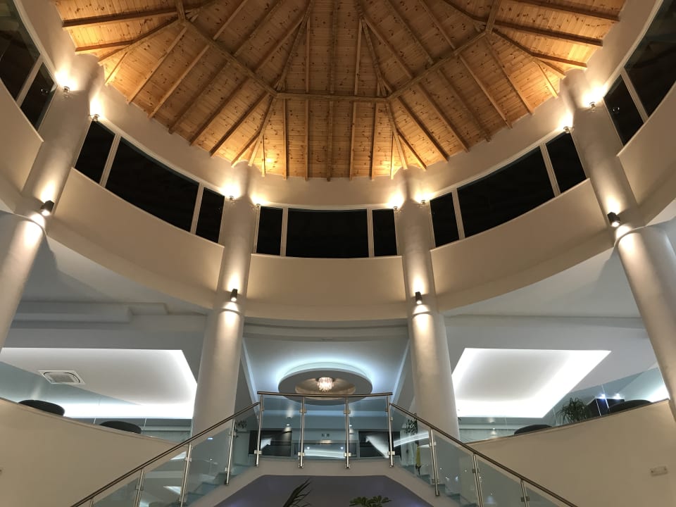 Lobby Grand Blue Beach Hotel