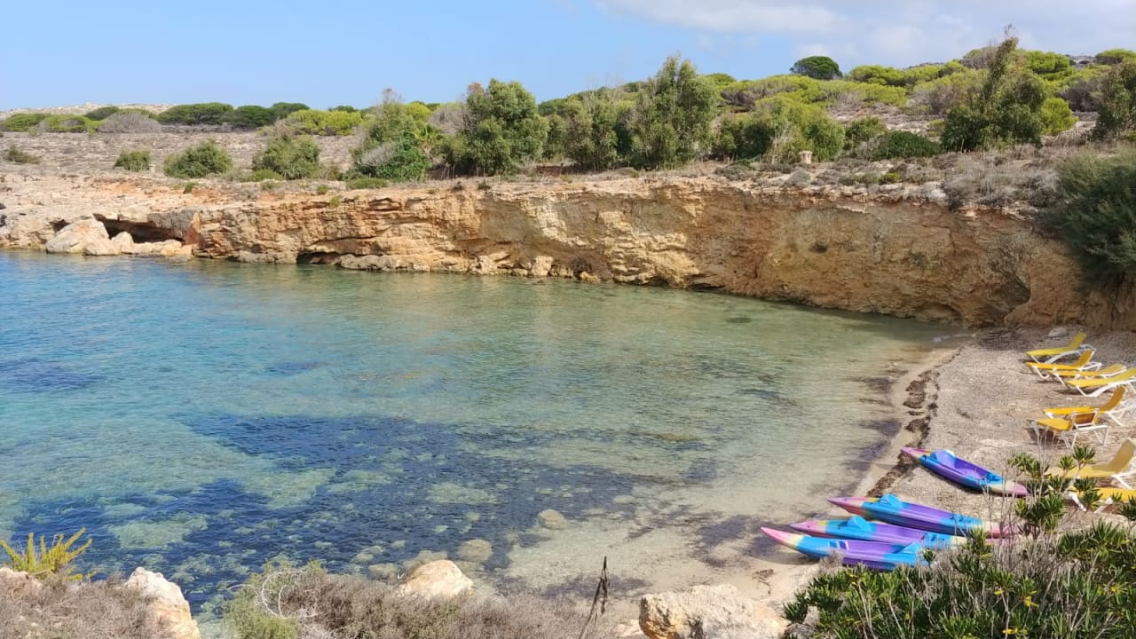 Strand Comino Hotel & Bungalows