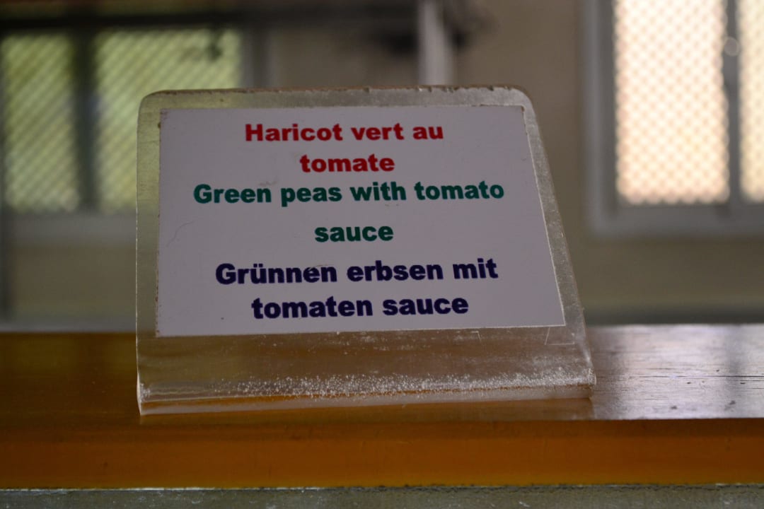 Noch nich mal das Essn wurde richtig beschriftet! Houda Golf & Beach Club