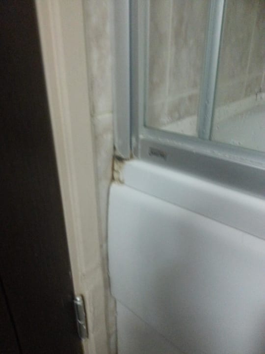 Schimmel. Dreckig Salamis Bay Conti Resort Hotel & Casino