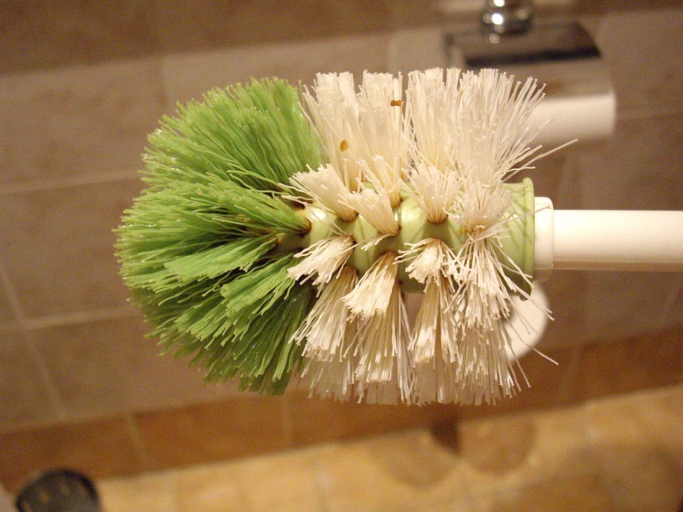 Die Klobürste total dreckig! Old Palace Resort Sahl Hasheesh