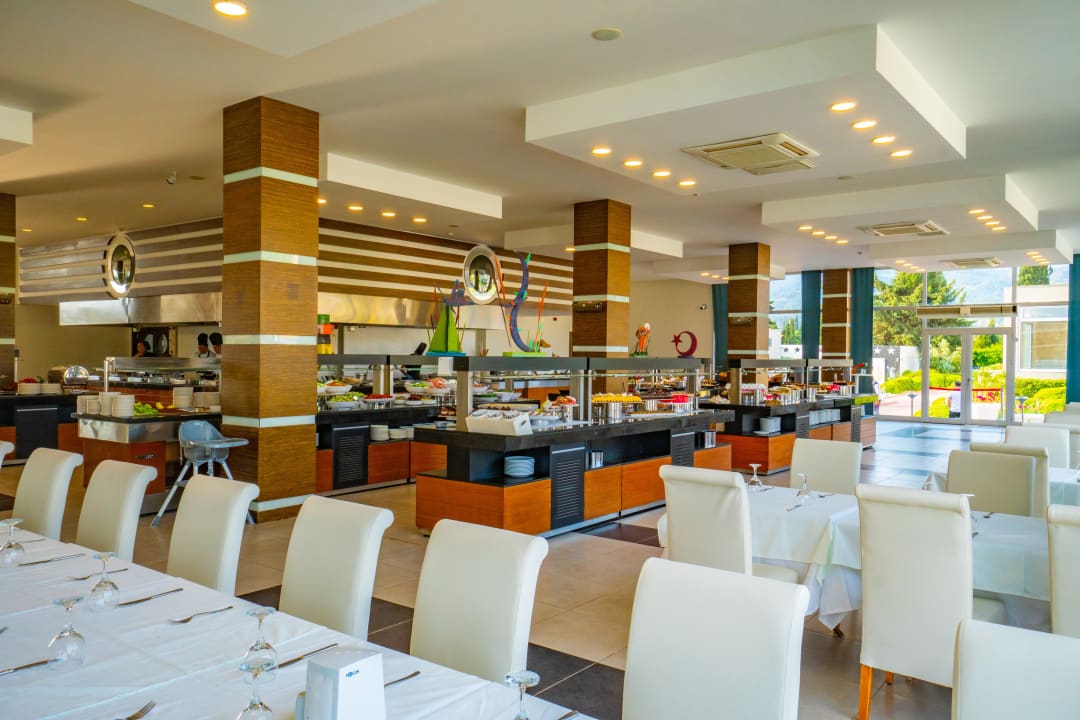 Gastro Karya Family Resort  All Inclusive