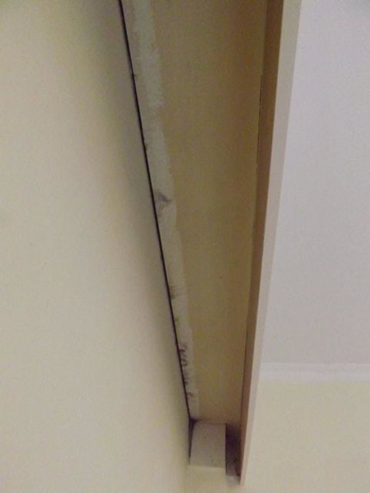 Schimmlige Wand Lotus Bay Beach Resort